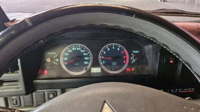 最強載貨好幫手，載貨空間大，有力耐操好操控，車況佳，內裝美，要訂要快呦~店面價28.8萬，網路特價26.8萬，大優惠!  第12張相片