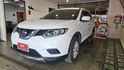 日產 X-Trail 2.0 ，CP值高，便宜入手，一手車， 內外如新， 車況佳，最漂亮的白色，少跑8萬3仟  第17張縮圖