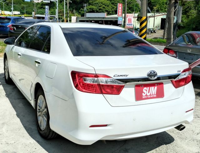 一手車 ! 缸內直噴引擎、省油大馬力、里程少車況優 !  第4張相片
