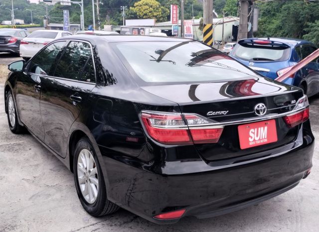 一手車 ! ABS、雙安 、HID頭燈、雙區恆溫、多功能方向盤、里程少車況佳 !  第4張相片