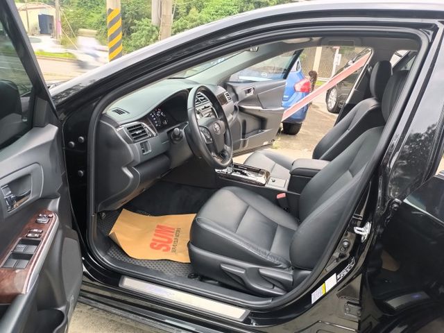 一手車 ! ABS、雙安 、HID頭燈、雙區恆溫、多功能方向盤、里程少車況佳 !  第5張相片