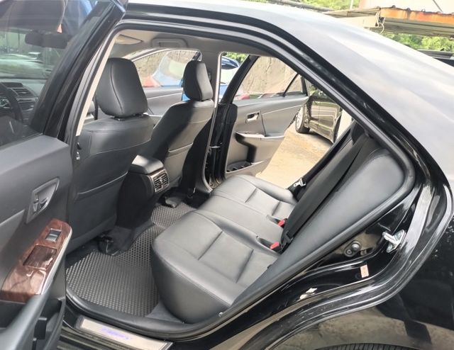 一手車 ! ABS、雙安 、HID頭燈、雙區恆溫、多功能方向盤、里程少車況佳 !  第8張相片