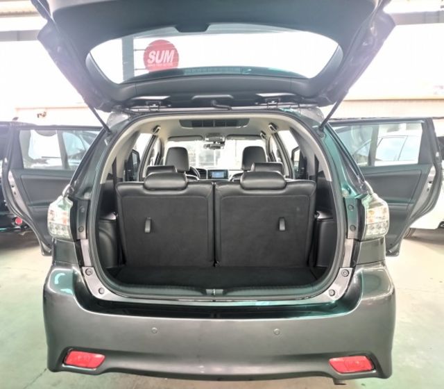 一手車 ! 原廠保養、原廠影音系統、里程少車況佳 !  第10張相片