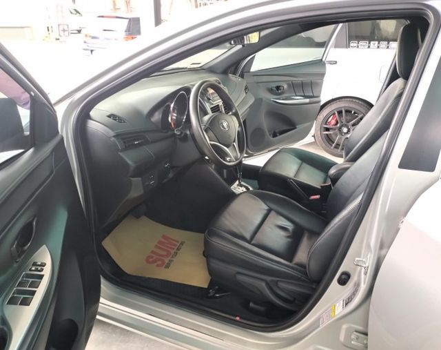 一手車 ! 原廠保養只跑7萬多公里 !  第5張相片