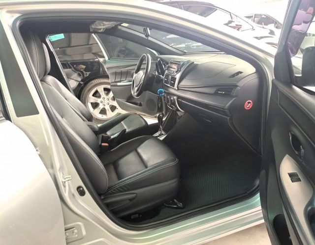 一手車 ! 原廠保養只跑7萬多公里 !  第6張相片