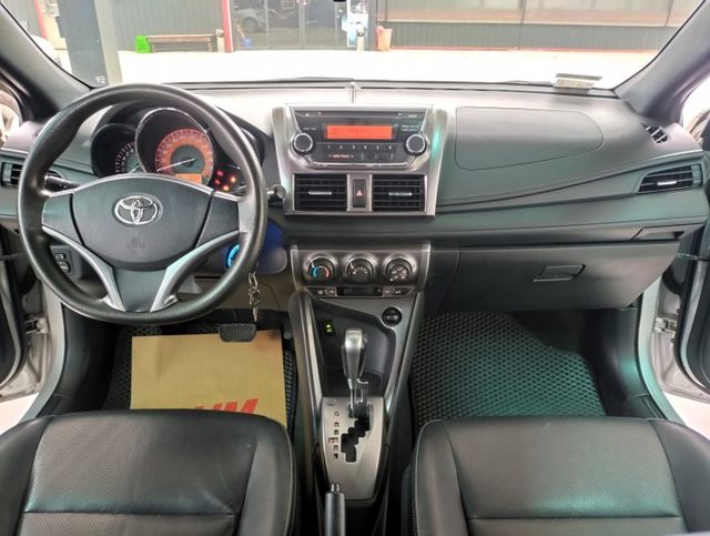 一手車 ! 原廠保養只跑7萬多公里 !  第7張相片