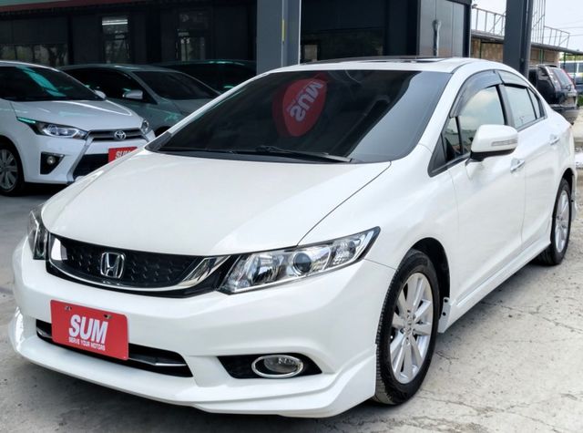 一手車頂級VTi-S ! 天窗、恆溫、4安、HID、循跡防滑、原廠影音系統 !  第1張相片