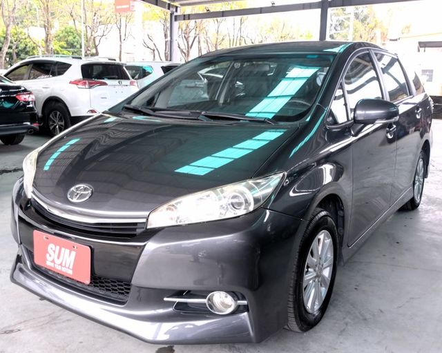 一手車 ! 原廠保養、原廠影音系統、里程少車況佳 !  第1張相片
