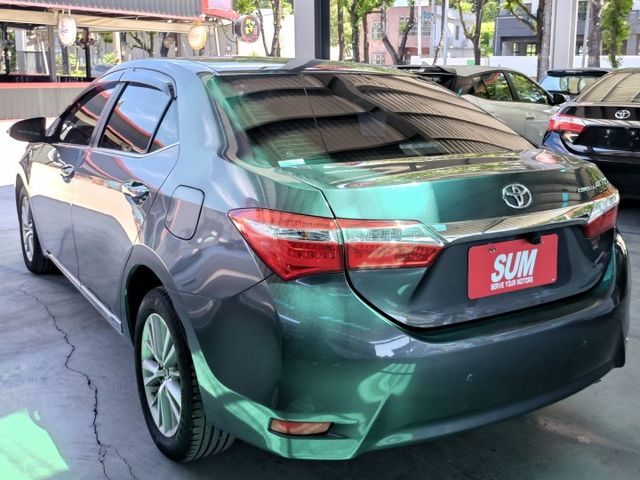 一手車豪華版 ! ikey、恆溫、循跡防滑、多功能方向盤、里程少車況佳 !  第4張相片