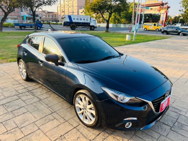✅一手車✅i-key✅導航✅倒車影像✅抬頭顯示✅換檔撥片✅恆溫✅天窗✅定速✅全車原廠鈑件✅里程保證✅YES認證+全省保固  第1張相片