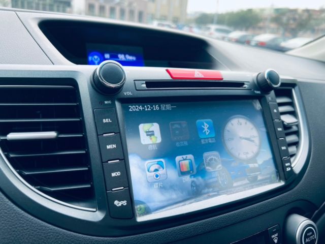 休旅車銷售冠軍✅影音主機✅導航✅倒車影像✅數位電視✅雙區恆溫✅定速✅天窗✅換檔撥片✅里程保證✅YES認證+全省保固  第11張相片