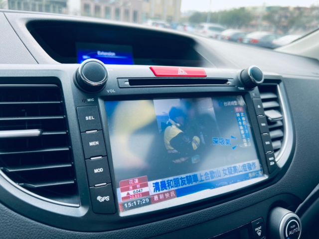 休旅車銷售冠軍✅影音主機✅導航✅倒車影像✅數位電視✅雙區恆溫✅定速✅天窗✅換檔撥片✅里程保證✅YES認證+全省保固  第12張相片