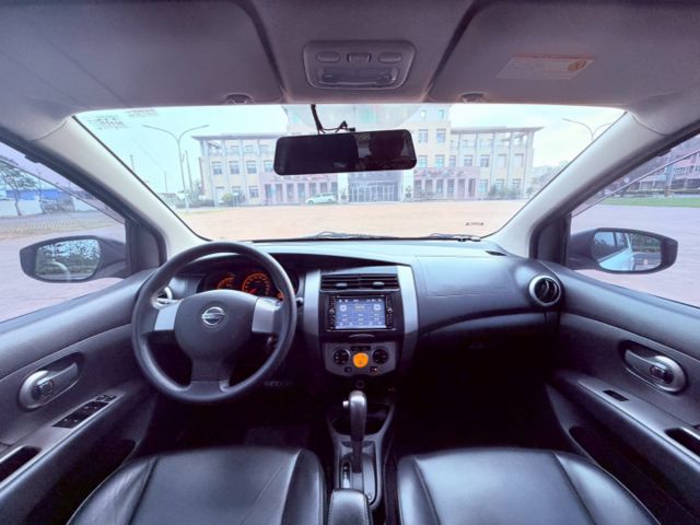 全家出遊好幫手✅恆溫✅車頂架✅影音主機✅倒車影像✅好省油✅好保養✅好照顧✅全車原鈑件✅里程保證✅YES認證+全省保固  第8張相片