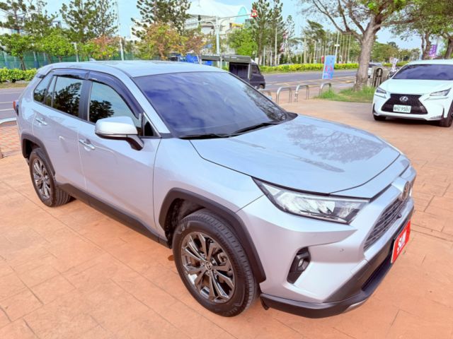 ✅旗艦版✅I-KEY免鑰匙✅360環景✅車距維持✅車道維持✅定速✅恆溫✅全車原鈑件✅里程保證✅YES認證+全省保固  第1張相片