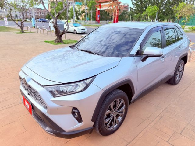 ✅旗艦版✅I-KEY免鑰匙✅360環景✅車距維持✅車道維持✅定速✅恆溫✅全車原鈑件✅里程保證✅YES認證+全省保固  第3張相片