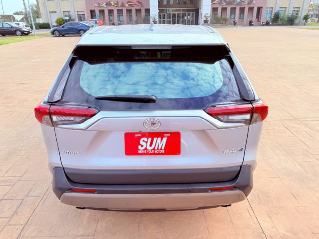 ✅旗艦版✅I-KEY免鑰匙✅360環景✅車距維持✅車道維持✅定速✅恆溫✅全車原鈑件✅里程保證✅YES認證+全省保固  第4張相片