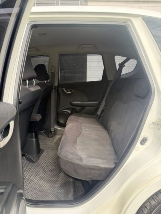 2011 HONDA FIT 1.5cc 女仕車 認證車 哩程保證98335公里 都會小車 好開好停車 5大保證 SUM  第11張相片