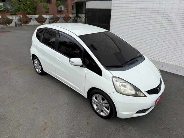 2011 HONDA FIT 1.5cc 女仕車 認證車 哩程保證98335公里 都會小車 好開好停車 5大保證 SUM  第18張相片