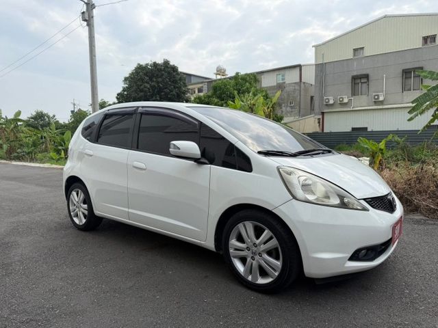 2011 HONDA FIT 1.5cc 女仕車 認證車 哩程保證98335公里 都會小車 好開好停車 5大保證 SUM  第19張相片