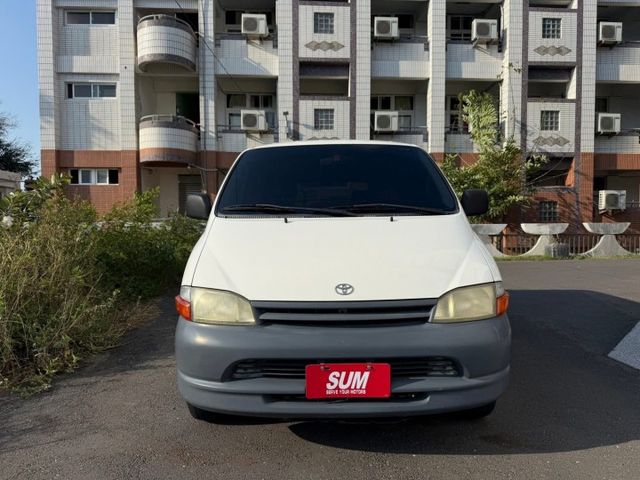 2002 TOYOTA HIACE 2.7cc 海力士8人座超大空間商旅車 露營用車、商務車、家庭旅行車 哩程保證少跑1  第6張相片