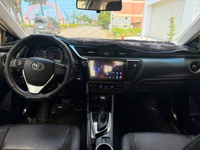 2017 ALTIS 1.8cc小改款 哩程保證103626公里 女仕車yes認證車 免鑰匙啟動 倒車顯影  第6張相片