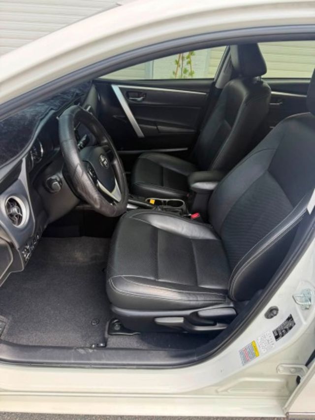 2017 ALTIS 1.8cc小改款 哩程保證103626公里 女仕車yes認證車 免鑰匙啟動 倒車顯影  第8張相片