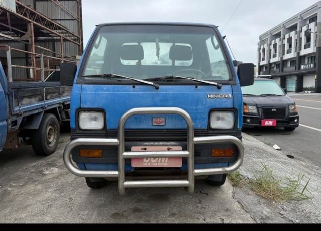 日本 三菱汽車 1994百利800小貨車 稀有僅有一台 引擎馬力強 四輪傳動 附加力擋 山路爬坡沒問題 SUM全台服務〜  第3張相片
