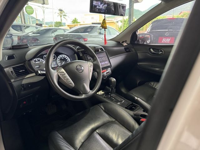 !日產神車!加裝安卓機/加裝方向盤快控鍵/抬頭顯示器/雙區恆溫/室內大空間/I-KEY/小改燈係✅實車在店  第8張相片