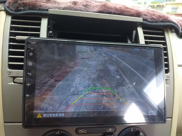 ~抬頭顯示器~只跑六萬公里~里程保證~雙安~倒車顯影~  第4張相片