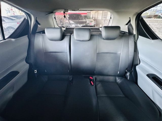 !!城市型超省油用車首選!!/ IKEY/定速/鈑件美/感應式摸門鎖~電池保固3個月~✅實車在店~歡迎賞車  第9張相片