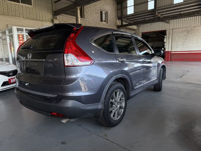 2.4VTI-S版/盲點監視/倒車顯影/光感HID頭燈/電動天窗/換檔撥片/抬頭顯示器/循跡防滑  第3張相片