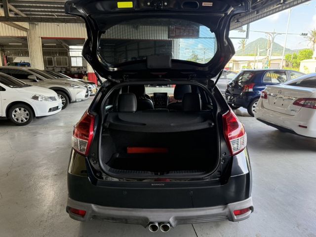 ~代步優質小車~好顧好保養/市區停車方便/原廠加裝運動套件/內裝美車況佳/可全額貸/實車在店  第5張相片