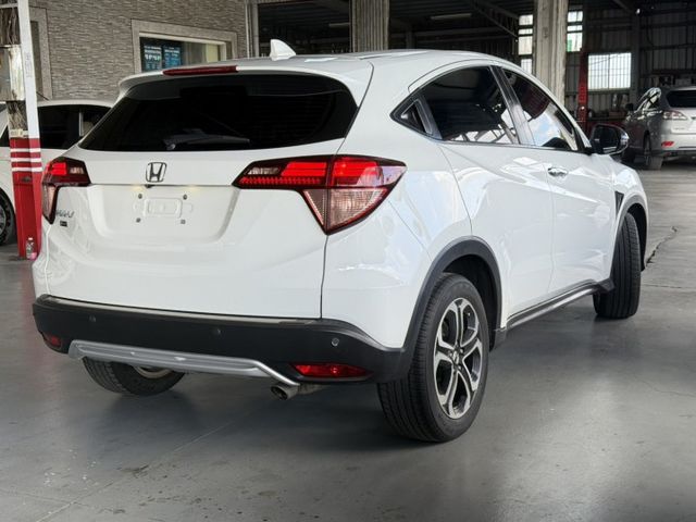 限量CARBON EDITION頂級S版,安卓機,換檔撥片,LED頭燈,日行燈,定速,ECO節能/空間舒適/實車在店  第3張相片