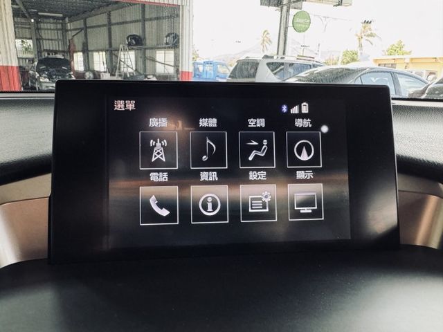 !!頂級配備!!定速巡航/8安氣囊/摸門解鎖/換檔撥片/I-KEY/渦輪增壓✅實車在店~歡迎來電預約賞車  第12張相片