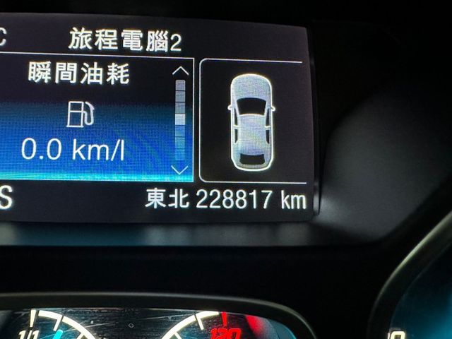 2016年KUGA 頂級款/全原廠保養/底盤耗材全更換完畢/全車原版件/實車實價/優質認證車  第8張相片