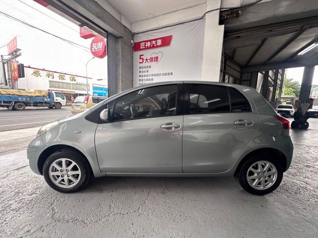 2013年YARIS E版 市區代步好停車 入門熱銷款省油好操控 實跑13萬公里 認證車 里程保證  第6張相片