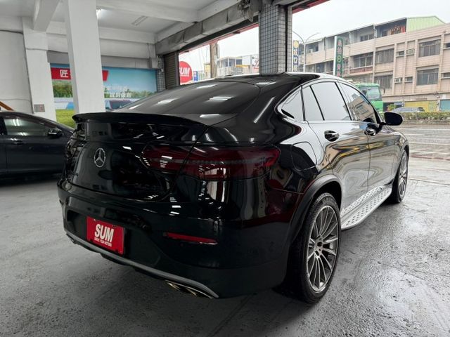 2017年GLC43 COUPE AMG 4WD性能卓越豪華跑旅 原鈑件 認證車 實跑9萬公里 柏林之音 雙區恆溫  第14張相片