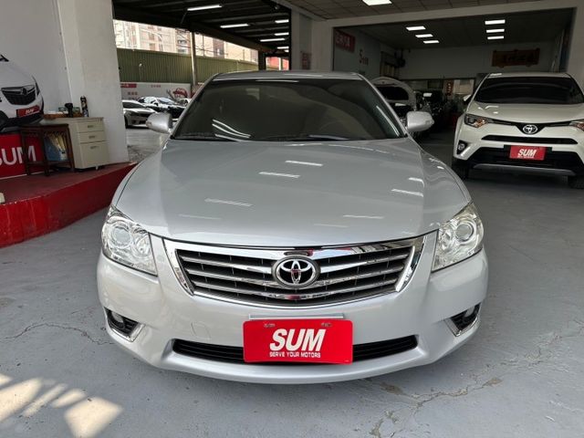 2010年CAMRY G版 前車主非常顧車 優質代步車首選 一手車 避震器跟輪胎剛換新 漏油墊片均換新 里程保證  第3張相片