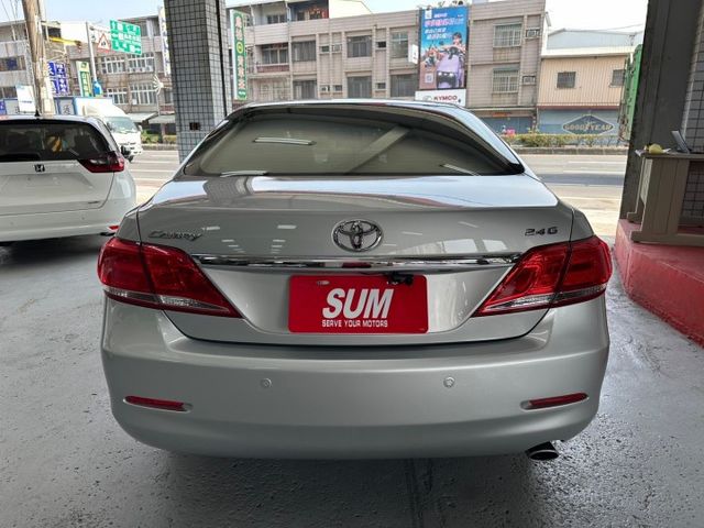 2010年CAMRY G版 前車主非常顧車 優質代步車首選 一手車 避震器跟輪胎剛換新 漏油墊片均換新 里程保證  第15張相片