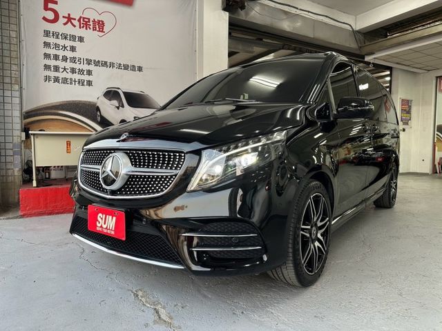 2024年V250D 豪華又霸氣商務車 家庭出遊車 內部寬敞 高效的柴油引擎 全面安全科技配備 僅跑1萬公里 原廠保固中  第4張相片