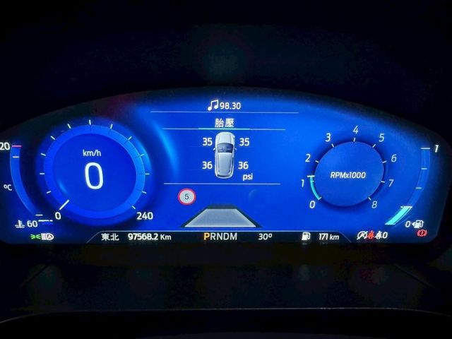2022年KUGA ST-LINE版 動力配備滿滿 免KEY/PVM環景/全景天窗 里程跑少 原鈑件 認證車  第5張相片
