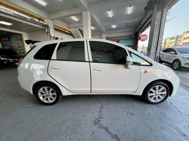 2013年COLT PLUS 豪華版 小資族代步車首選 省油又省稅 認證車 原鈑件 IKEY/前後霧燈/CarPly  第5張相片