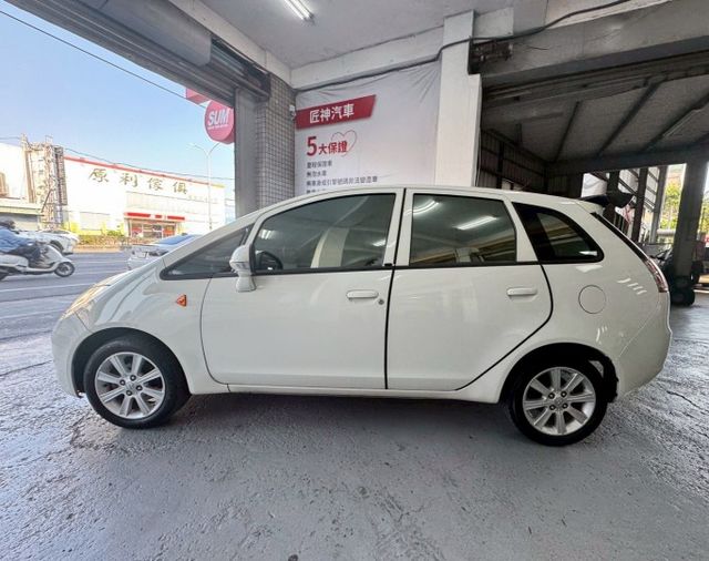 2013年COLT PLUS 豪華版 小資族代步車首選 省油又省稅 認證車 原鈑件 IKEY/前後霧燈/CarPly  第6張相片