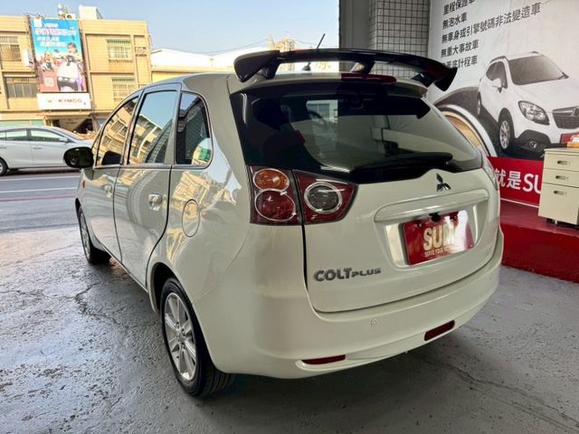 2013年COLT PLUS 豪華版 小資族代步車首選 省油又省稅 認證車 原鈑件 IKEY/前後霧燈/CarPly  第17張相片