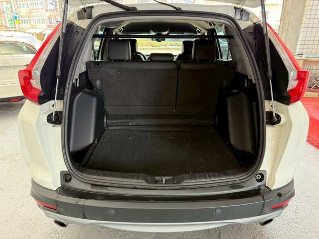 2020年CR-V VTI-S版 原鈑件 日系熱門休旅車 家庭SUV首選 省油省稅舒適大空間 僅跑6萬公里 認證車  第12張相片