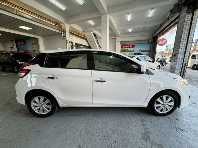 2014年YARIS 豪華版 原鈑件 一手車 小車大空間 省油省稅代步車首選 認證車 里程保證  第5張相片