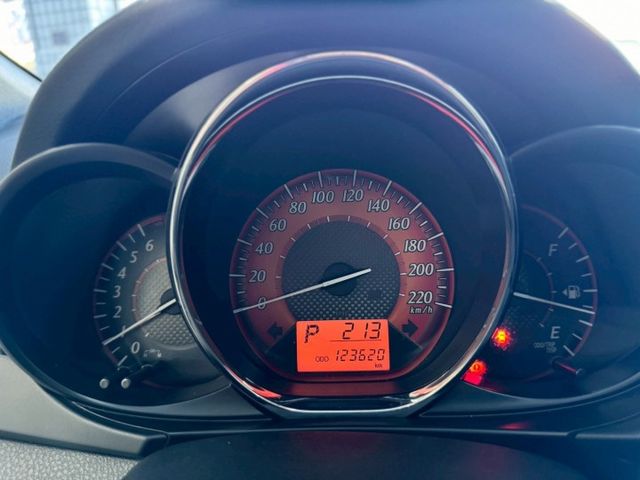 2014年YARIS 豪華版 原鈑件 一手車 小車大空間 省油省稅代步車首選 認證車 里程保證  第7張相片