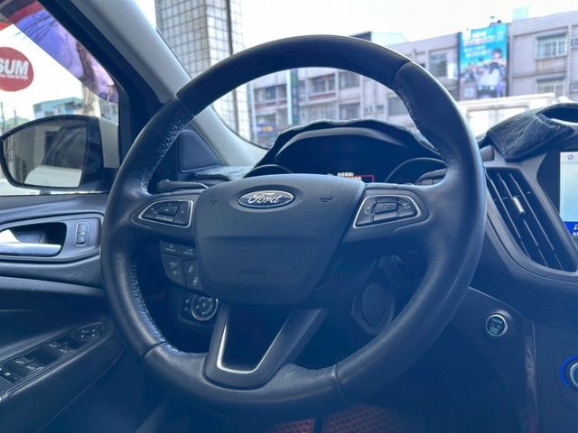 2019年KUGA 旗艦版 1.5渦輪大馬力 省油省稅CP值最高的休旅車 原鈑件 里程跑少 認證車  第8張相片