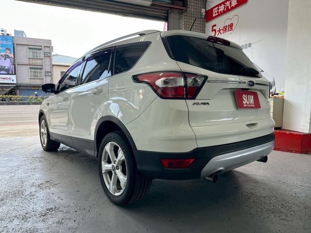 2019年KUGA 旗艦版 1.5渦輪大馬力 省油省稅CP值最高的休旅車 原鈑件 里程跑少 認證車  第18張相片