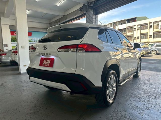 2022年COROLLA CROSS 豪華版 原鈑件大螢幕安卓機 360環景 電動尾門 僅跑6萬公里 認證車  第15張相片